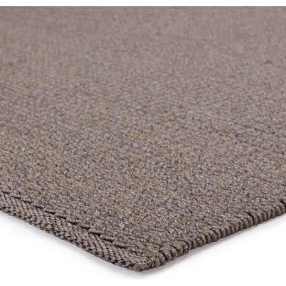 Maverick MAV06 Indoor/Outdoor Rug by Jaipur Living in brown, gray. Made from 70% polypropylene, 15% viscose, 15% polyester in a unique style.