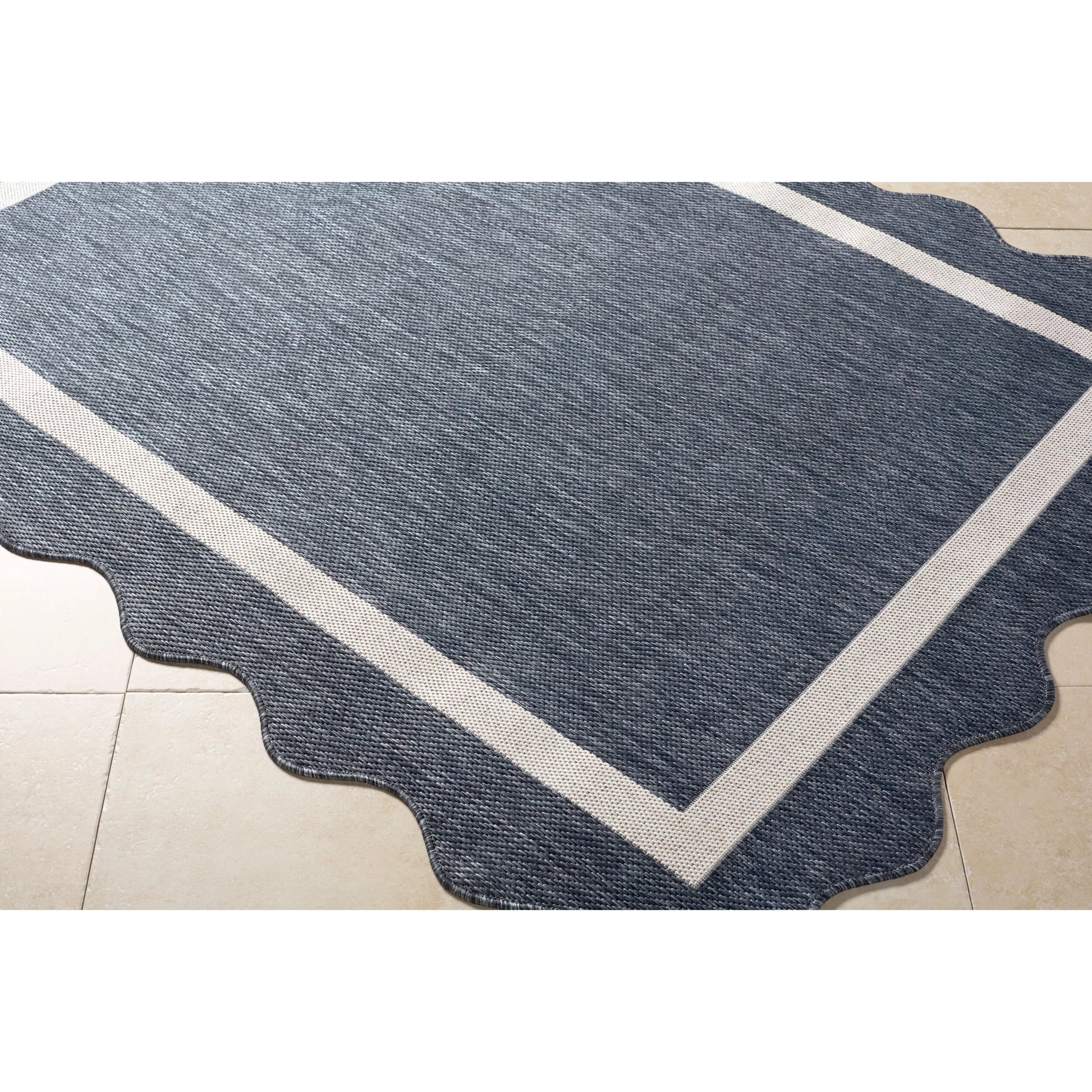 Miami Beach MBH-2319 Indoor/Outdoor Rug by Livabliss. Made from polypropylene in a unique style.