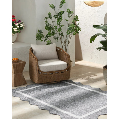 Miami Beach MBH-2319 Indoor/Outdoor Rug by Livabliss. Made from polypropylene in a unique style.