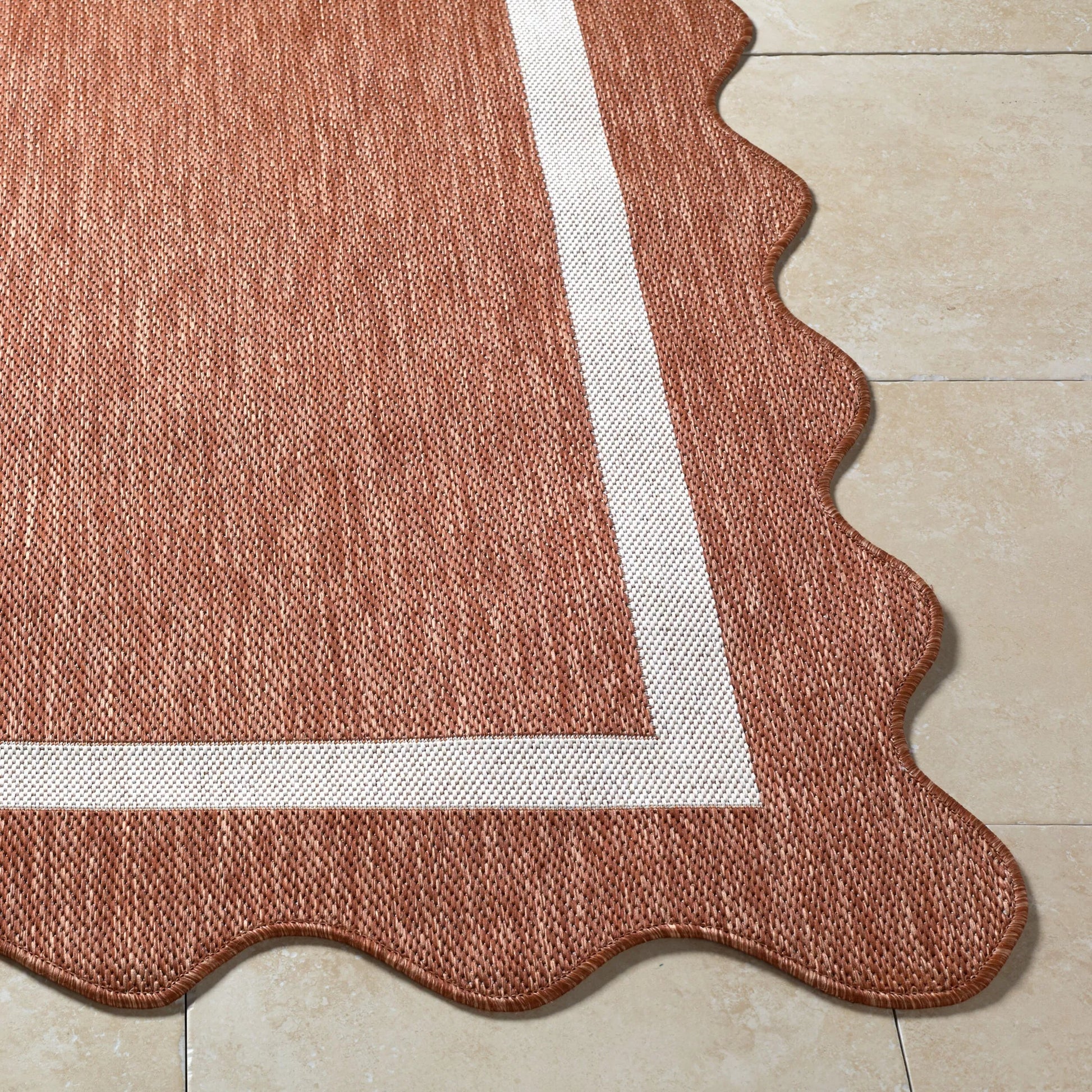 Miami Beach MBH-2319 Indoor/Outdoor Rug by Livabliss. Made from polypropylene in a unique style.