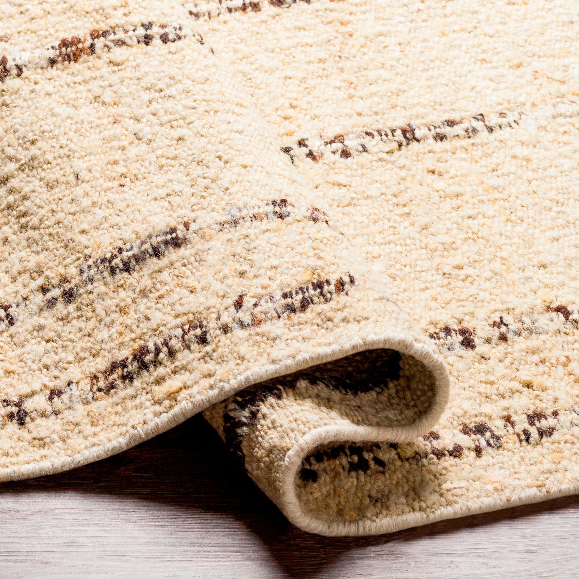 Machu Picchu Rug - 26051 by Surya in cream, ivory. Made from unique in a unique style.