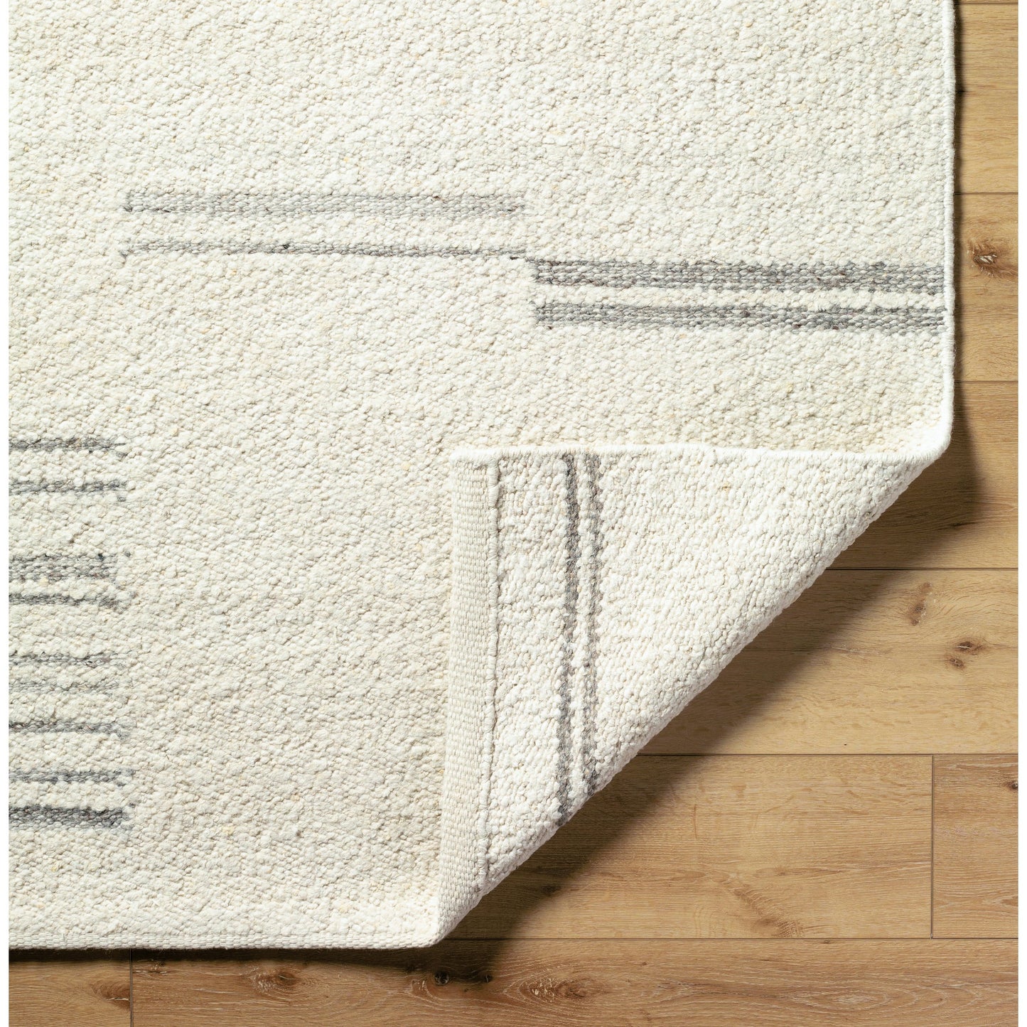 003 SI-2047054 | Closeup | Machu Picchu Rug - 27459 by Surya in light beige, medium gray. Made from face: 100% wool, warp: 100% cotton in a unique style.