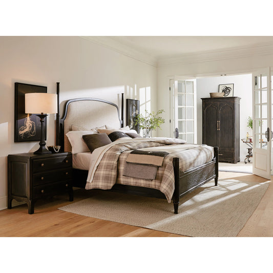 Americana Scalloped Three-Drawer Nightstand by Hooker Furniture. Made from oak veneers with solid-wood edge top in a modern style.
