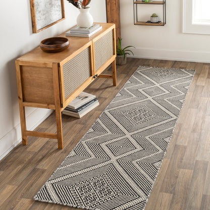 Mardin Rug - 29485 by Surya. Made from 100% wool in a unique style.