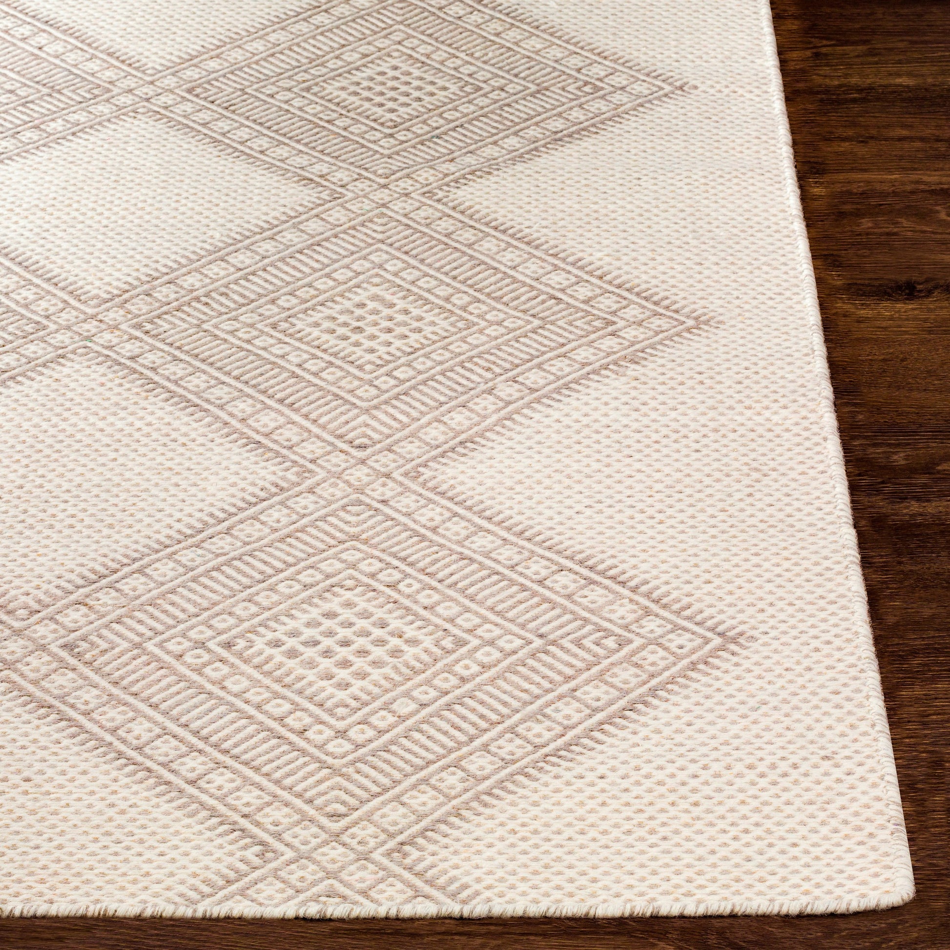 Mardin Rug - 29486 by Surya. Made from 100% wool in a unique style.