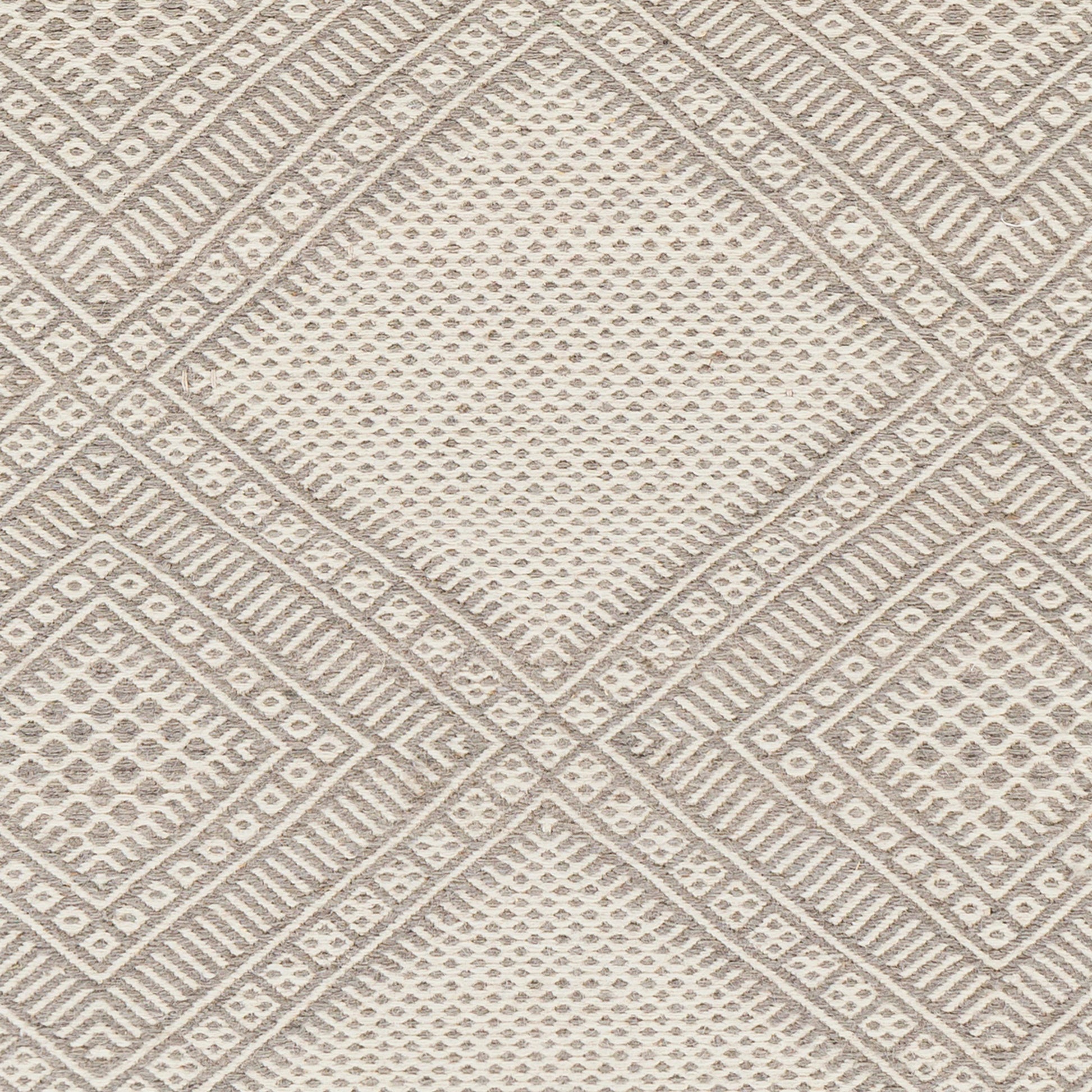 Mardin Rug - 29486 by Surya. Made from 100% wool in a unique style.