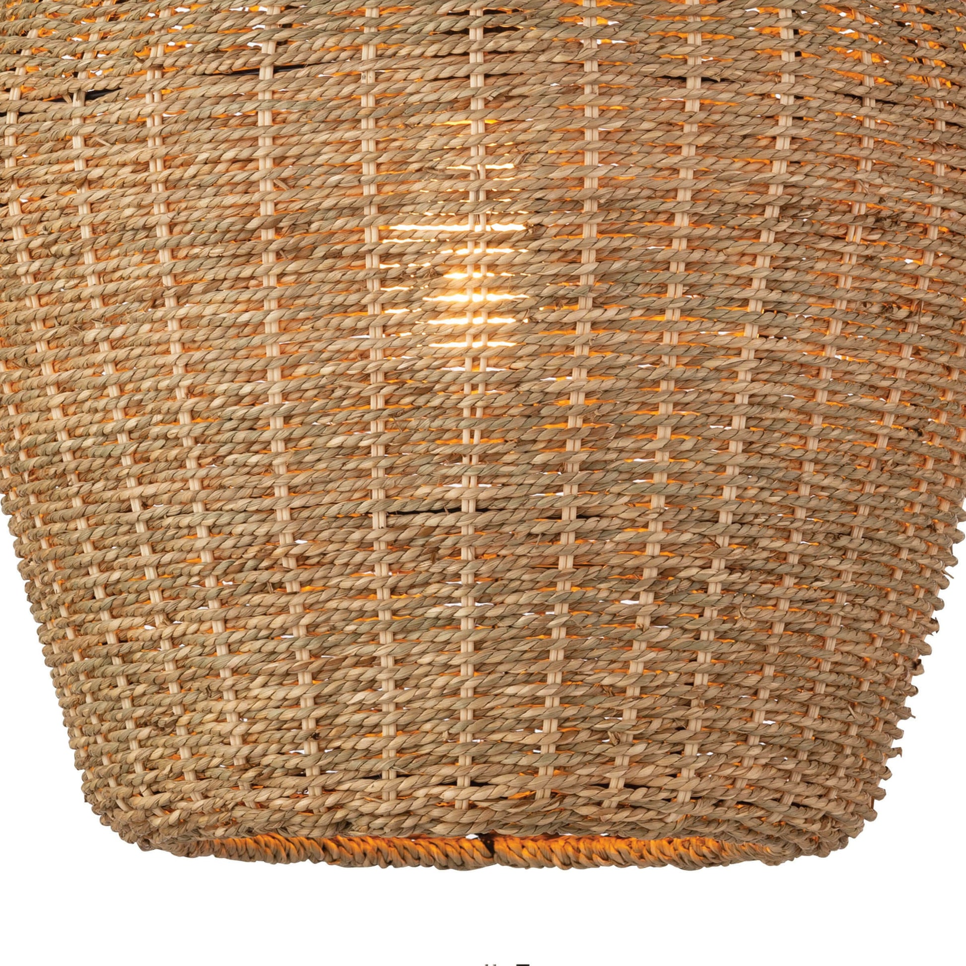 Georgian Pendant by Regina Andrew. Made from natural material in a modern style.