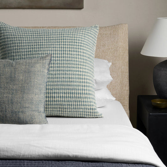 Margosa MGP16 Pillow by Jaipur Living in green, natural. Made from 100% wool in a modern style.