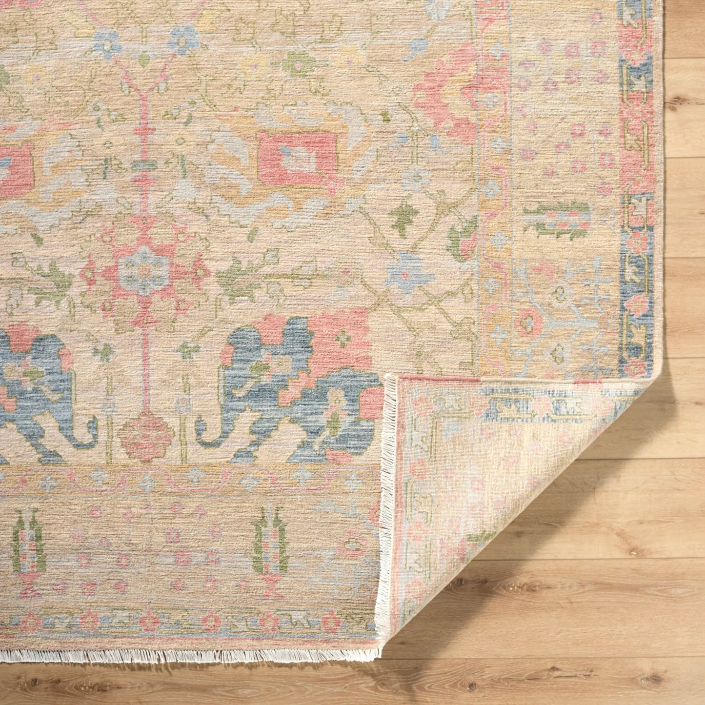 002 SI-2165775,SI-2165776,SI-2165777,SI-2165778,SI-2165779 | Closeup | Mashad MHS-2301 Rug by Surya in pastel beige, soft rose, sky blue, sage green, light coral. Made from wool in a unique style.