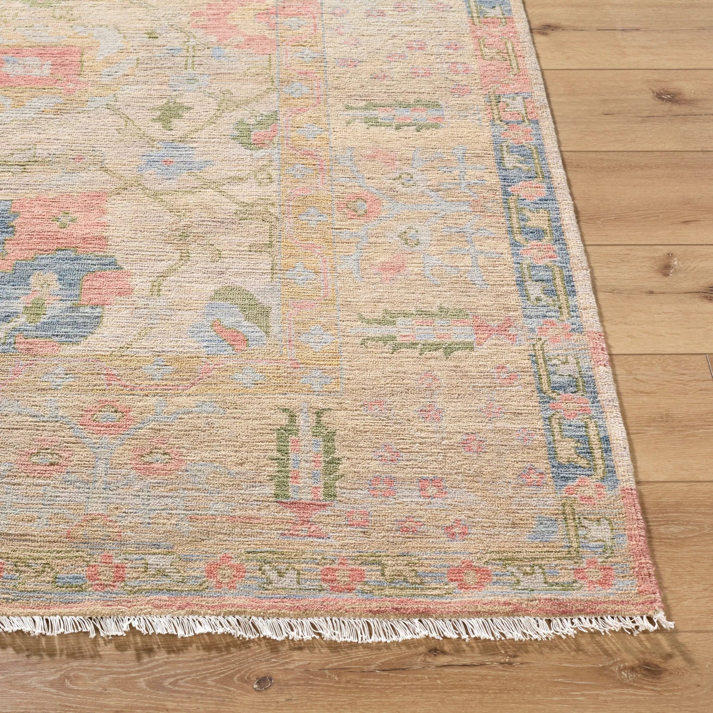 003 SI-2165775,SI-2165776,SI-2165777,SI-2165778,SI-2165779 | Closeup | Mashad MHS-2301 Rug by Surya in pastel beige, soft rose, sky blue, sage green, light coral. Made from wool in a unique style.