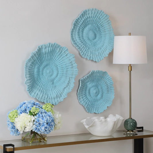 Ocean Gems Wall Decor by Uttermost in blue. Made from polyresin in a unique style.