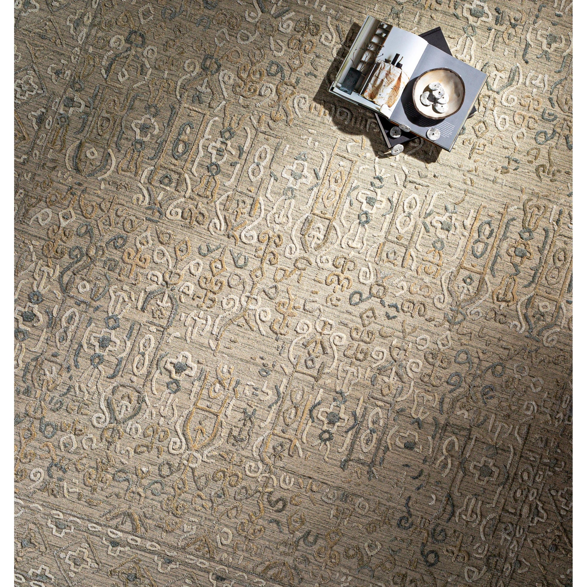 Makalu MKL-2305 Rug by Surya in light sage, light slate, oatmeal, beige, dusty sage, charcoal. Made from 70% viscose, 30% wool in a unique style.