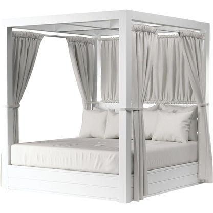 Newport Outdoor Resort King Daybed by Sunset West in whites/creams/beiges. Made from aluminum in a modern style.