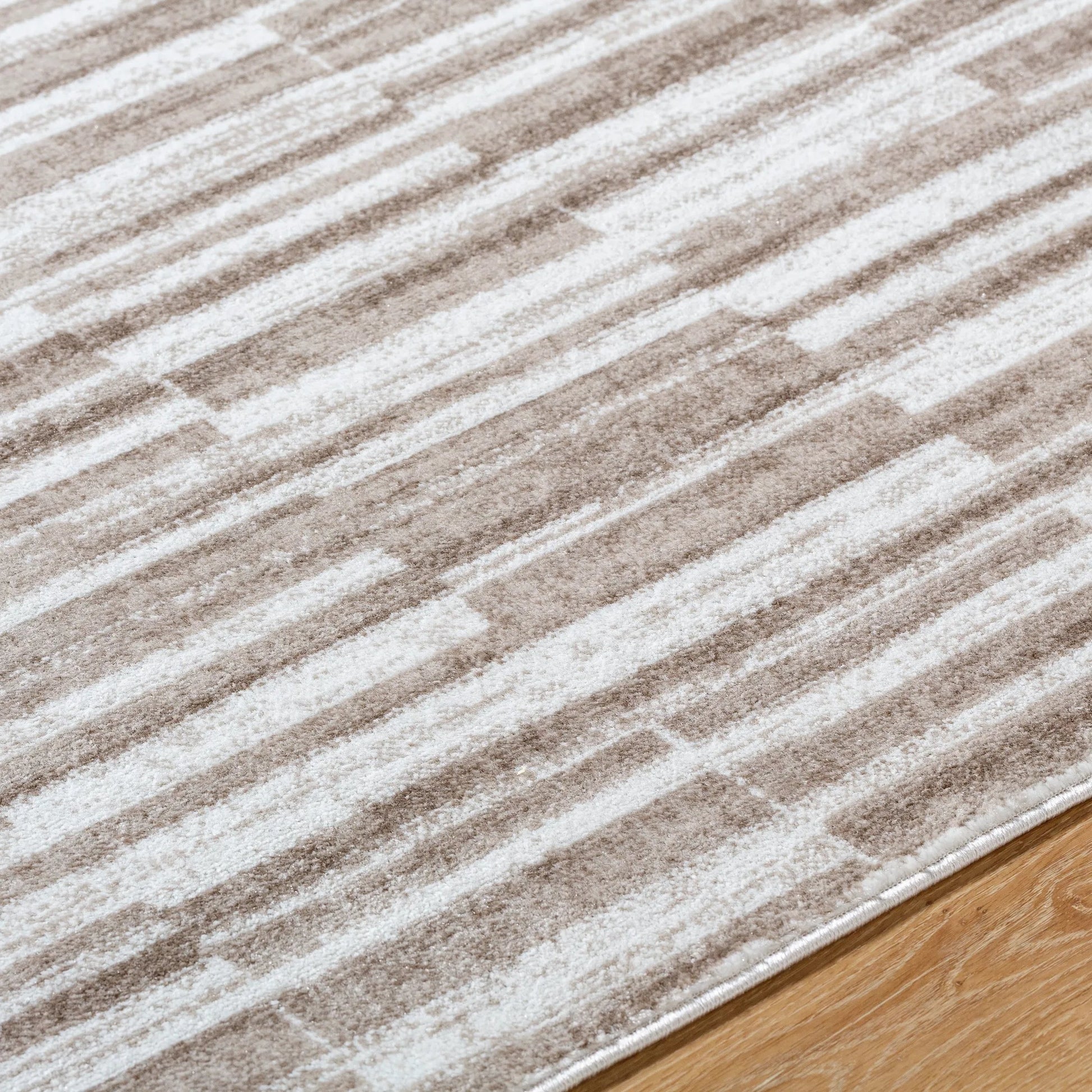 Monte Carlo Rug - 535996 by Livabliss. Made from polypropylene in a unique style.