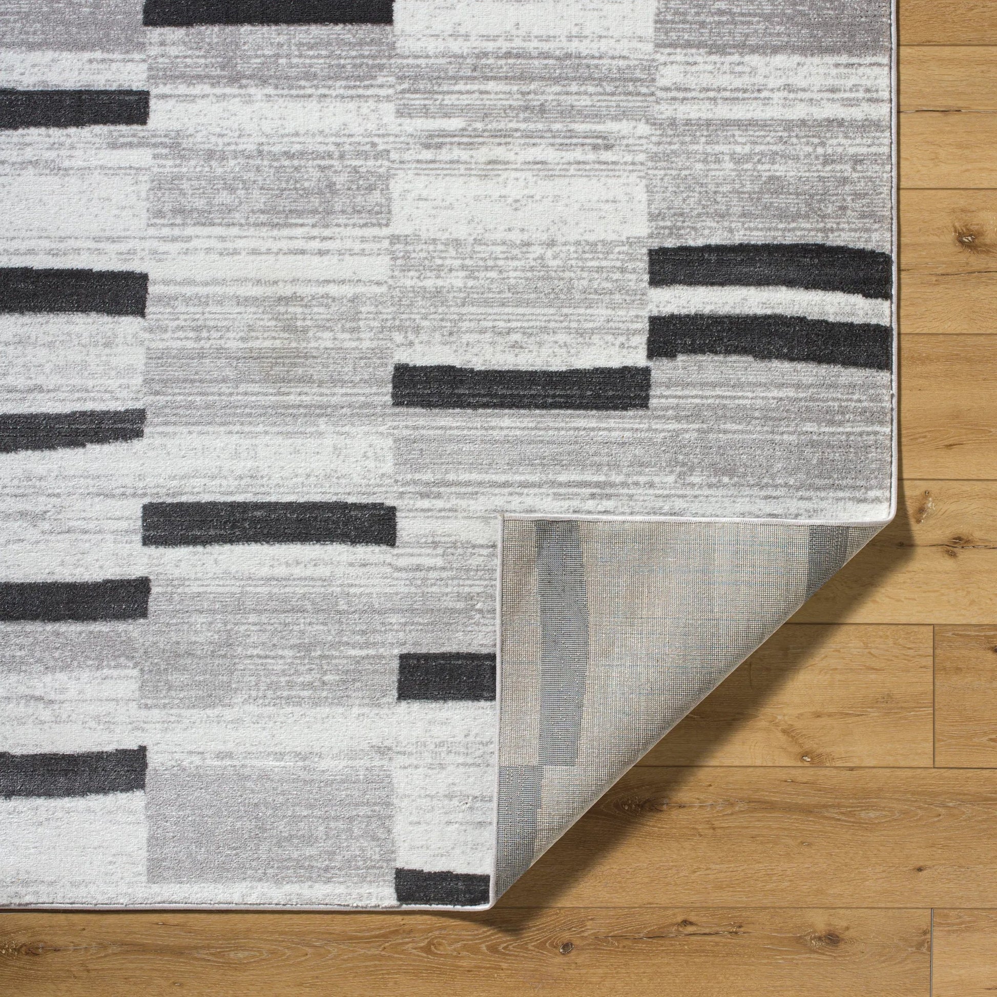 Monte Carlo Rug - 536014 by Livabliss. Made from polypropylene in a unique style.