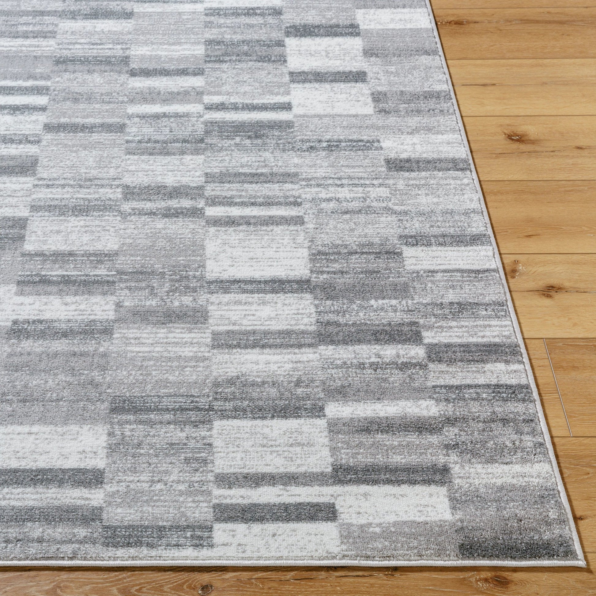 Monte Carlo Rug - 536002 by Livabliss. Made from polypropylene in a unique style.