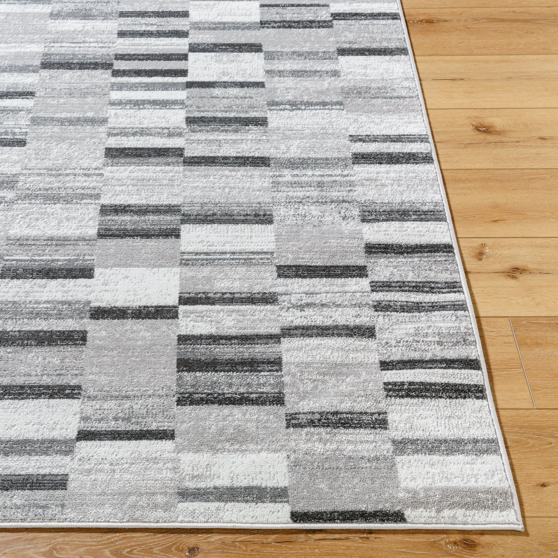 Monte Carlo Rug - 536002 by Livabliss. Made from polypropylene in a unique style.