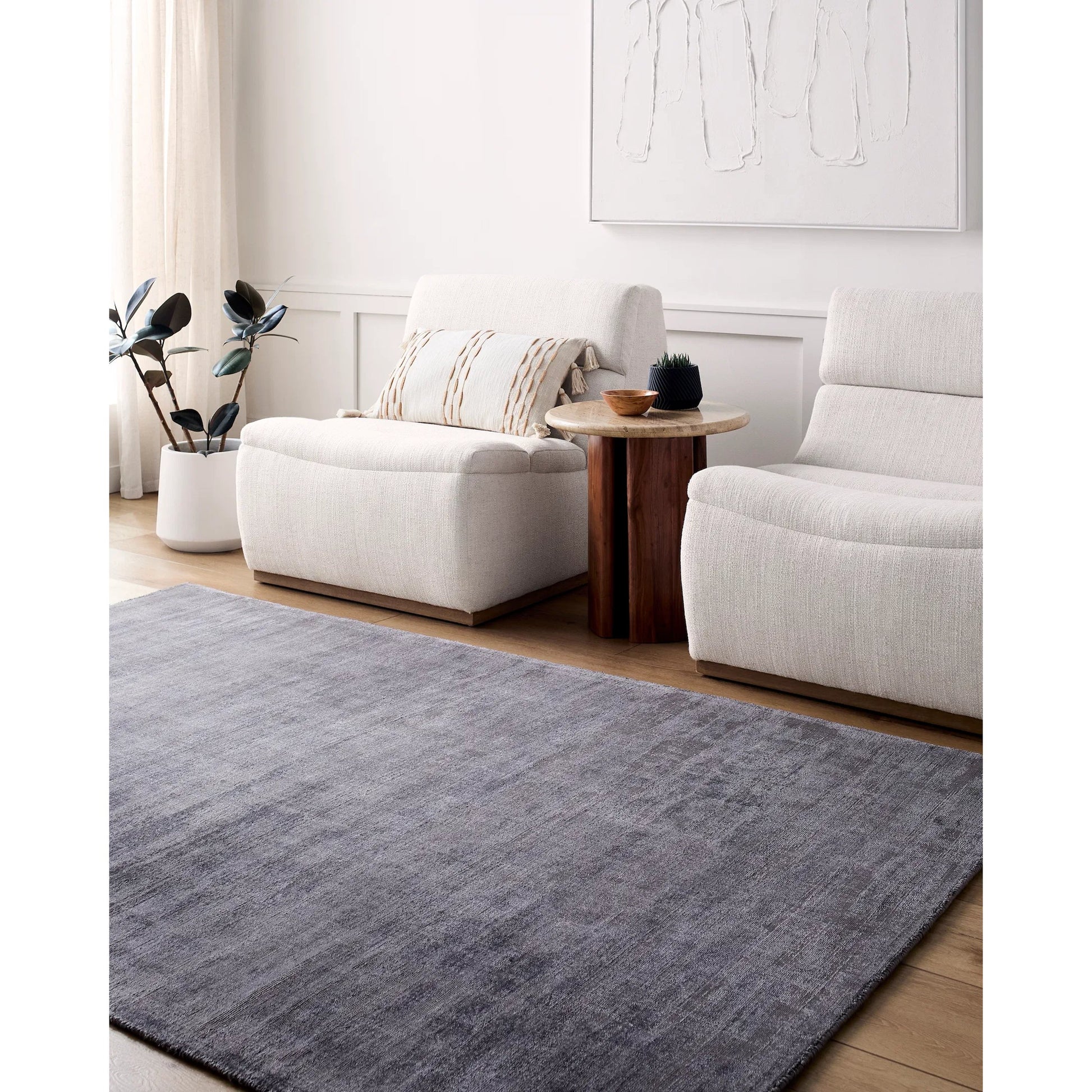 Moreno MNR-2300 Rug by Surya. Made from viscose in a unique style.