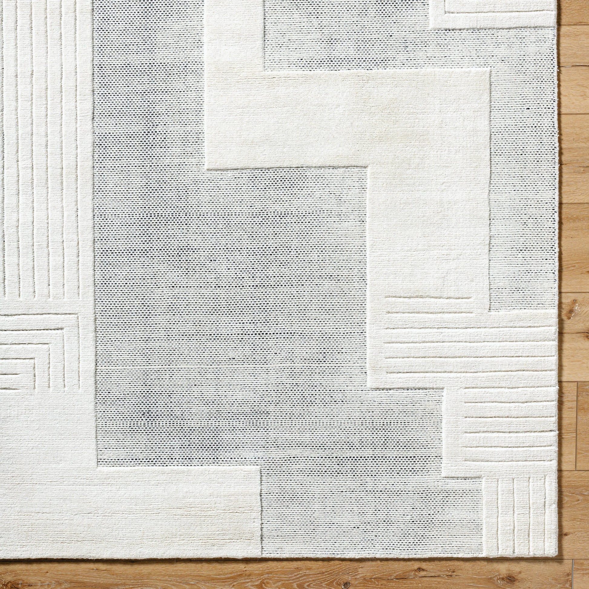 Molde Rug - 531206 by Surya in light silver, silver. Made from wool in a unique style.