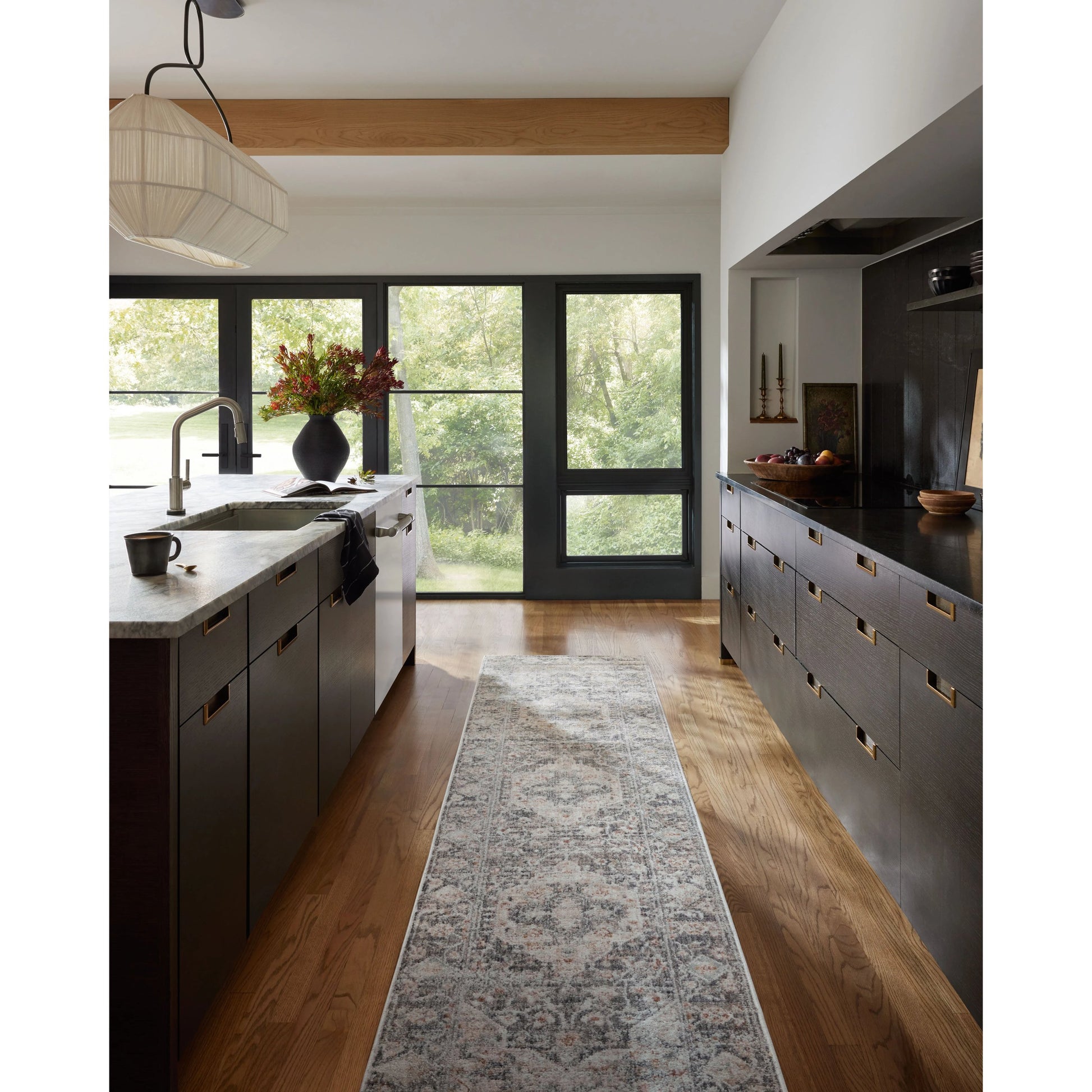Monroe MON-01 Rug by Loloi in charcoal, multi. Made from 100% polypropylene in a unique style.