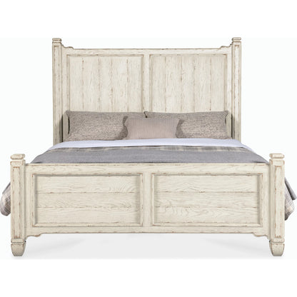 Americana Queen Panel Bed by Hooker Furniture. Made from oak veneers in a modern style.