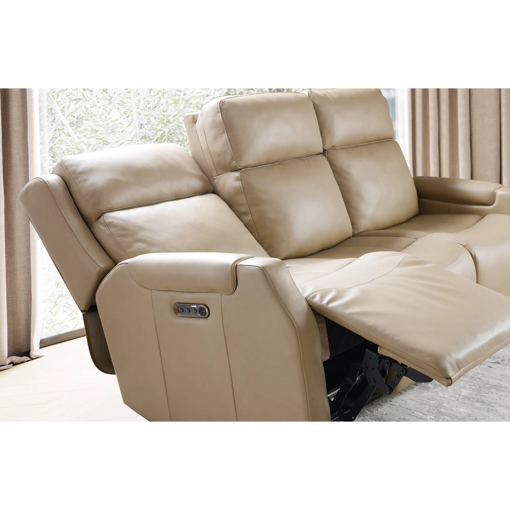 Nelson Zero Gravity Power Sofa with Power Headrest and Lumbar by Hooker Furniture. Made from unique in a traditional style.
