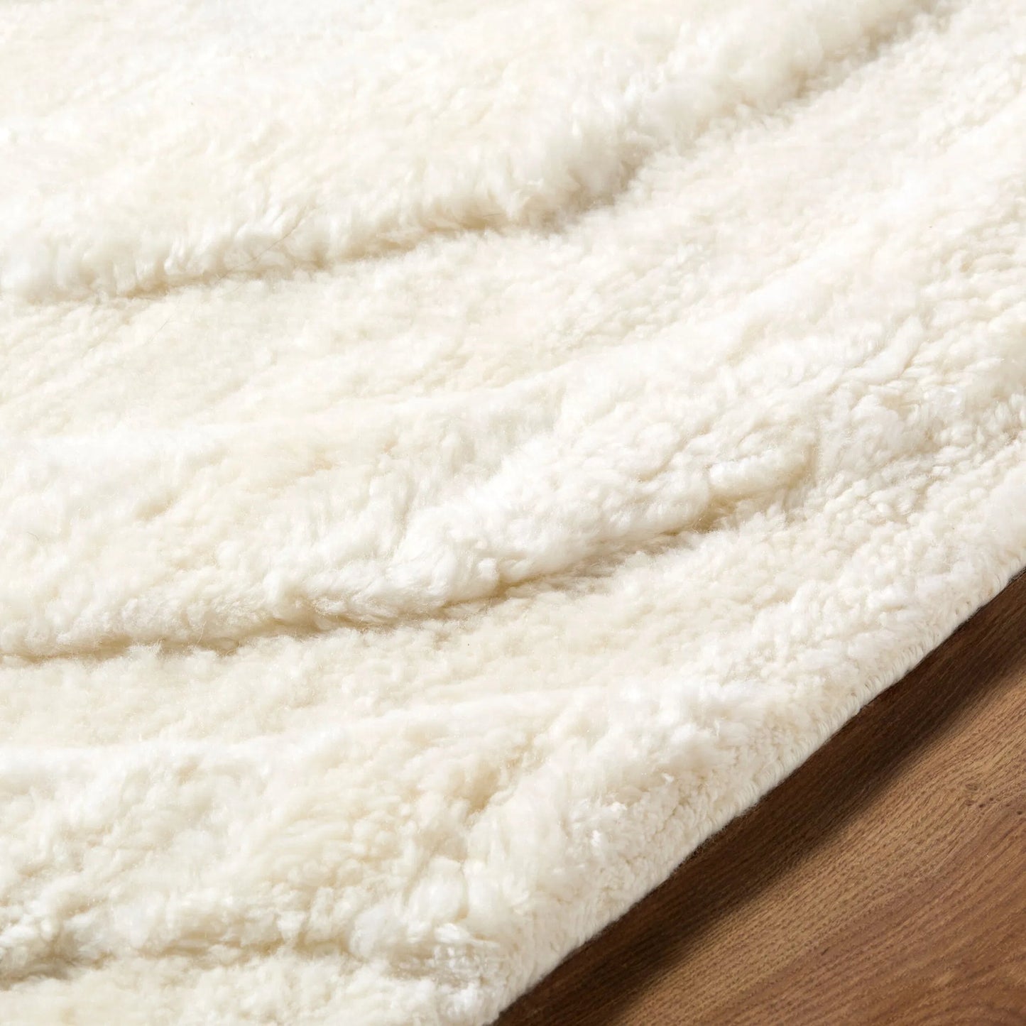 004 SI-2459991,SI-2459992,SI-2459993,SI-2459994 | Closeup | Manpura MPR-2304 Rug by Surya in ivory, cream, sandstone. Made from new zealand wool in a unique style.