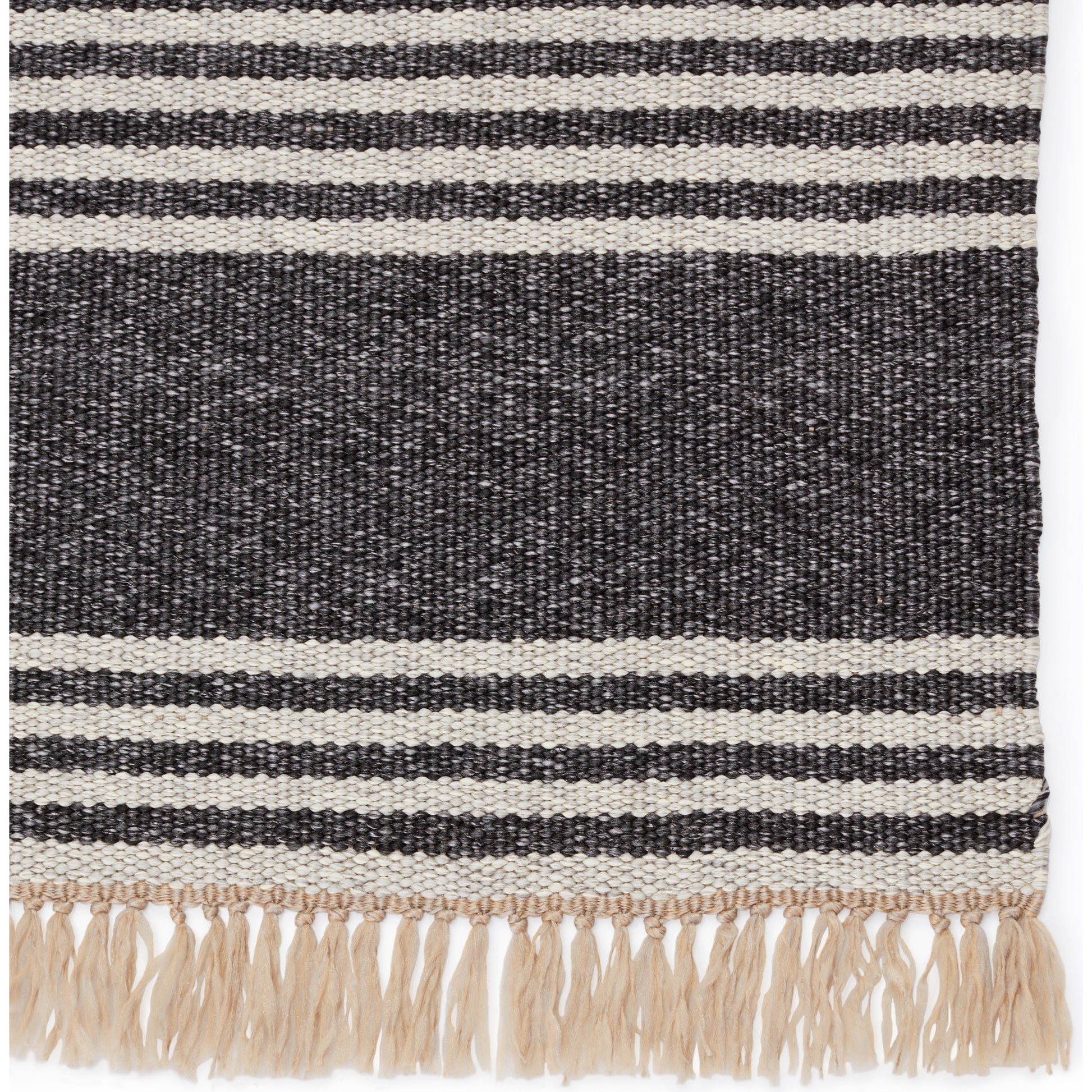 Morro Bay MRB03 Indoor/Outdoor Rug by Jaipur Living. Made from 100% polypropylene in a unique style.