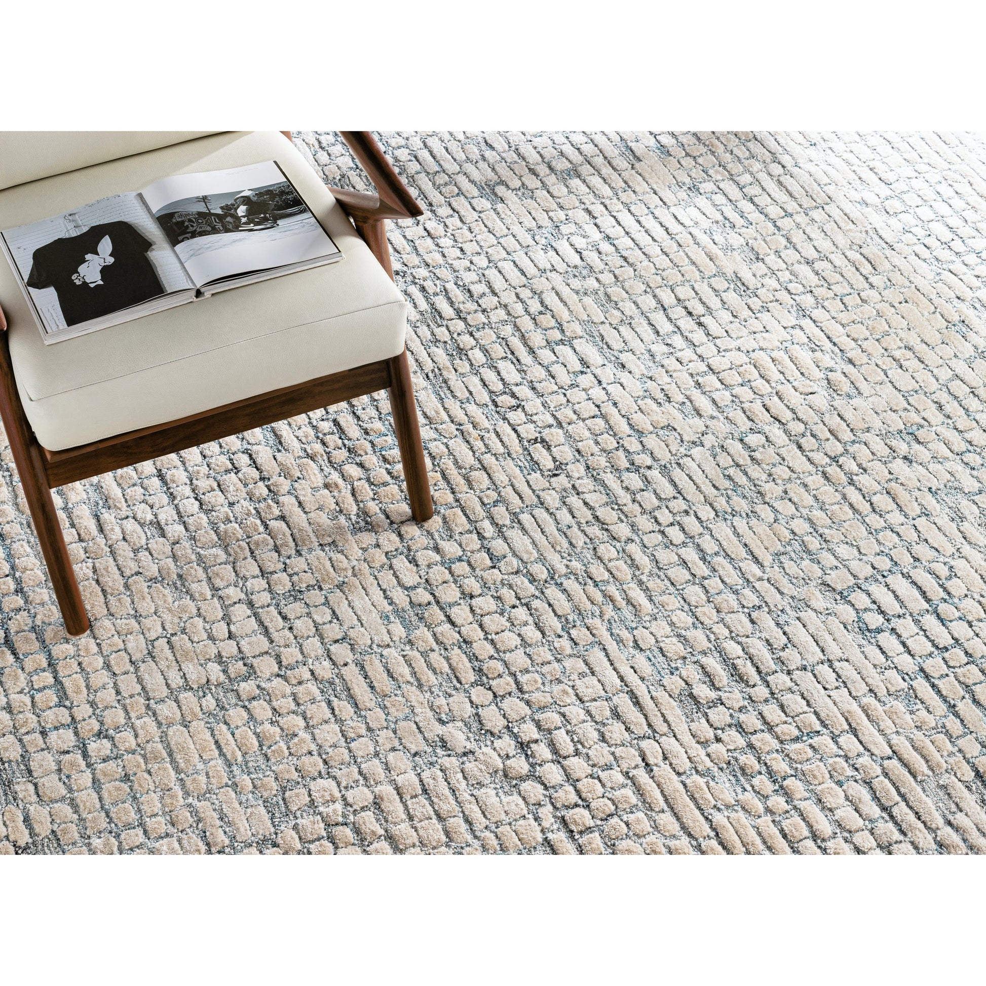 Montclair Rug - 23783 by Surya. Made from 80% viscose, 20% wool in a unique style.