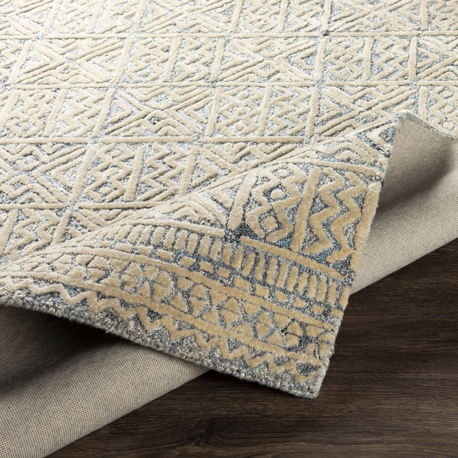 Montclair Rug - 25945 by Surya in aqua, beige, white, denim, black, gray. Made from 80% viscose, 20% wool in a unique style.