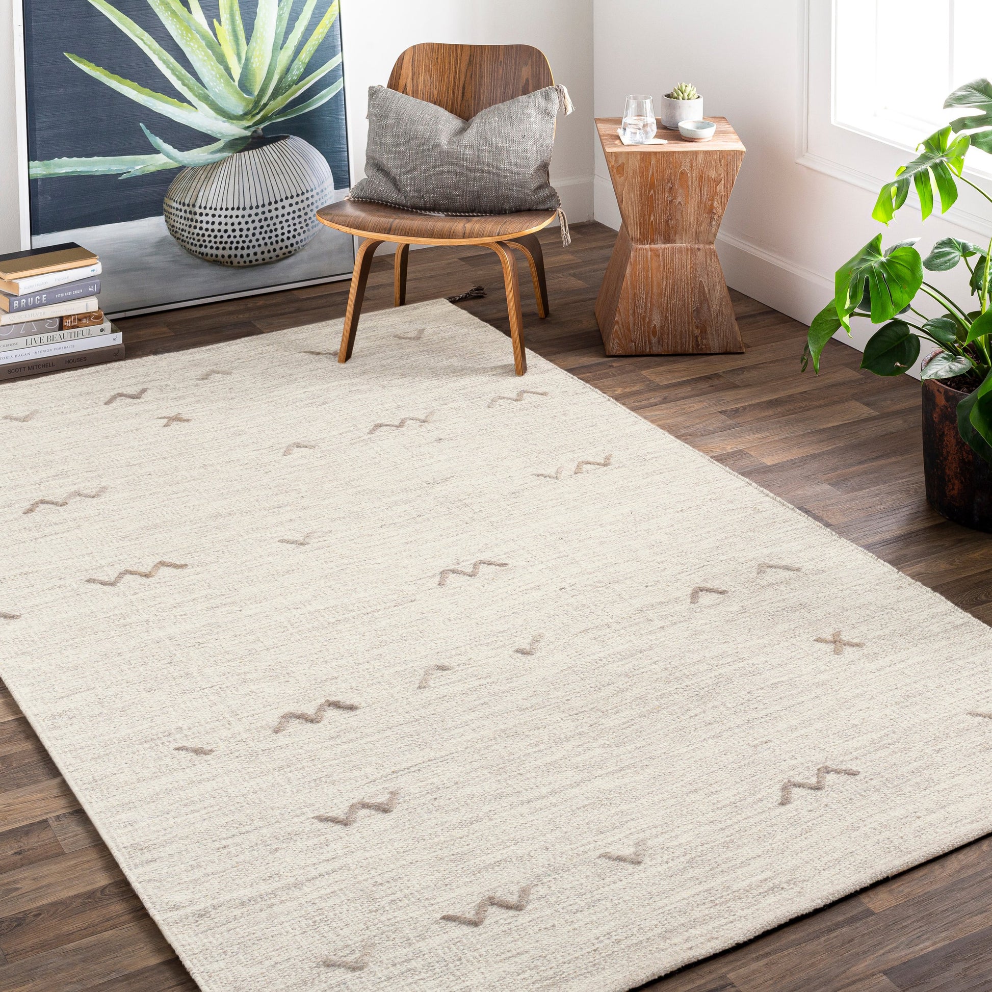 Montezuma Rug - 13125 by Livabliss in light gray, light brown. Made from 20% cotton, 80% wool in a unique style.