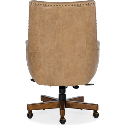 Kent Executive Swivel Tilt Chair by Hooker Furniture in venerando bisque and dark wood. Made from leather (aniline top grain) in a transitional style.