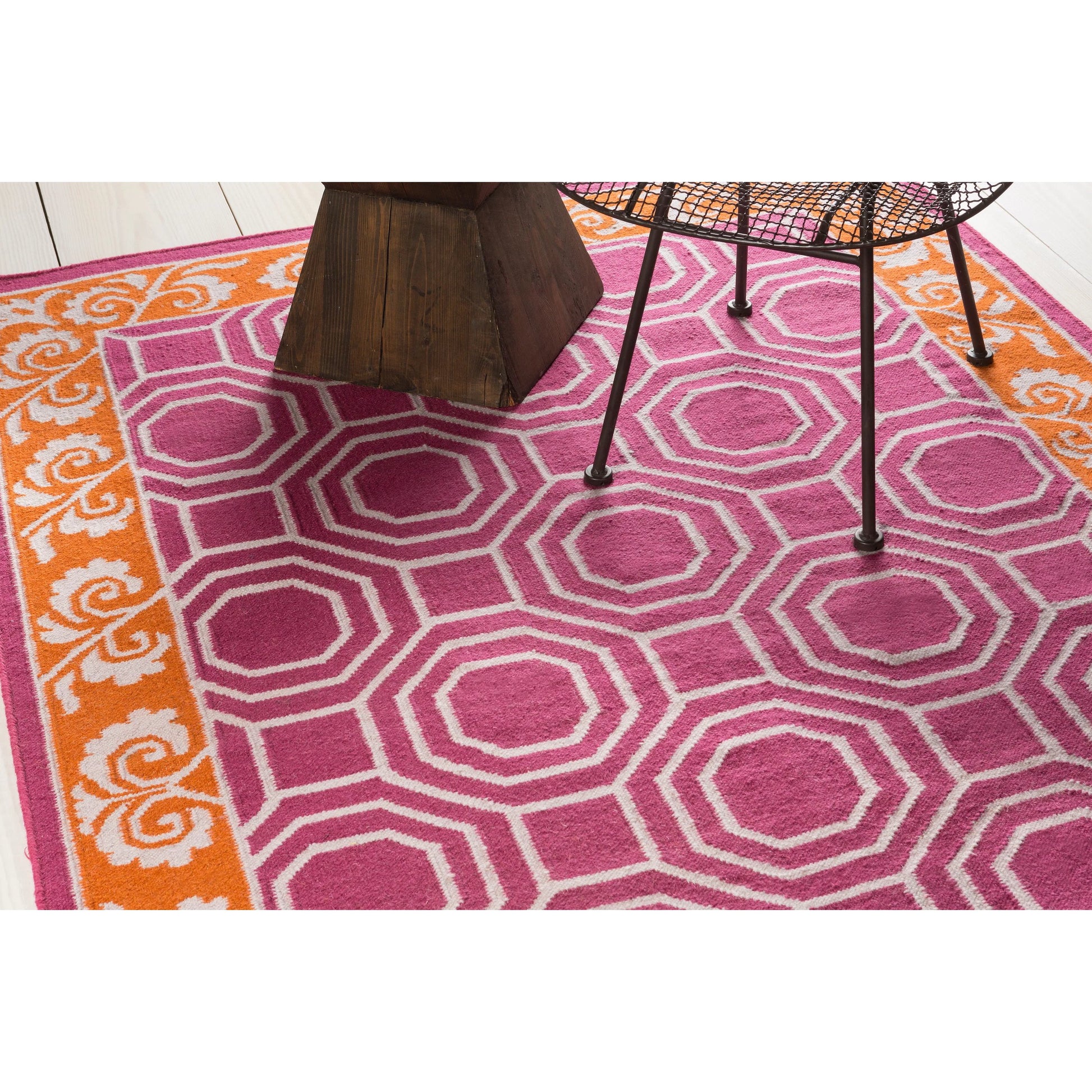 Nantes NAN-8007 Rug by Surya. Made from 100% wool in a unique style.