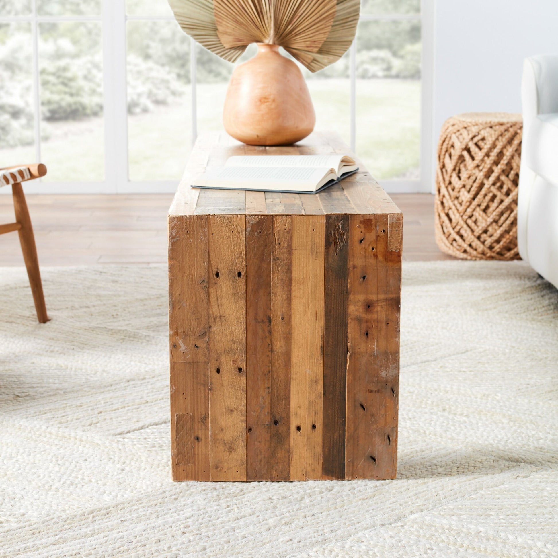 Naturals Tobago NAT36 Rug by Jaipur Living. Made from 100% jute in a unique style.