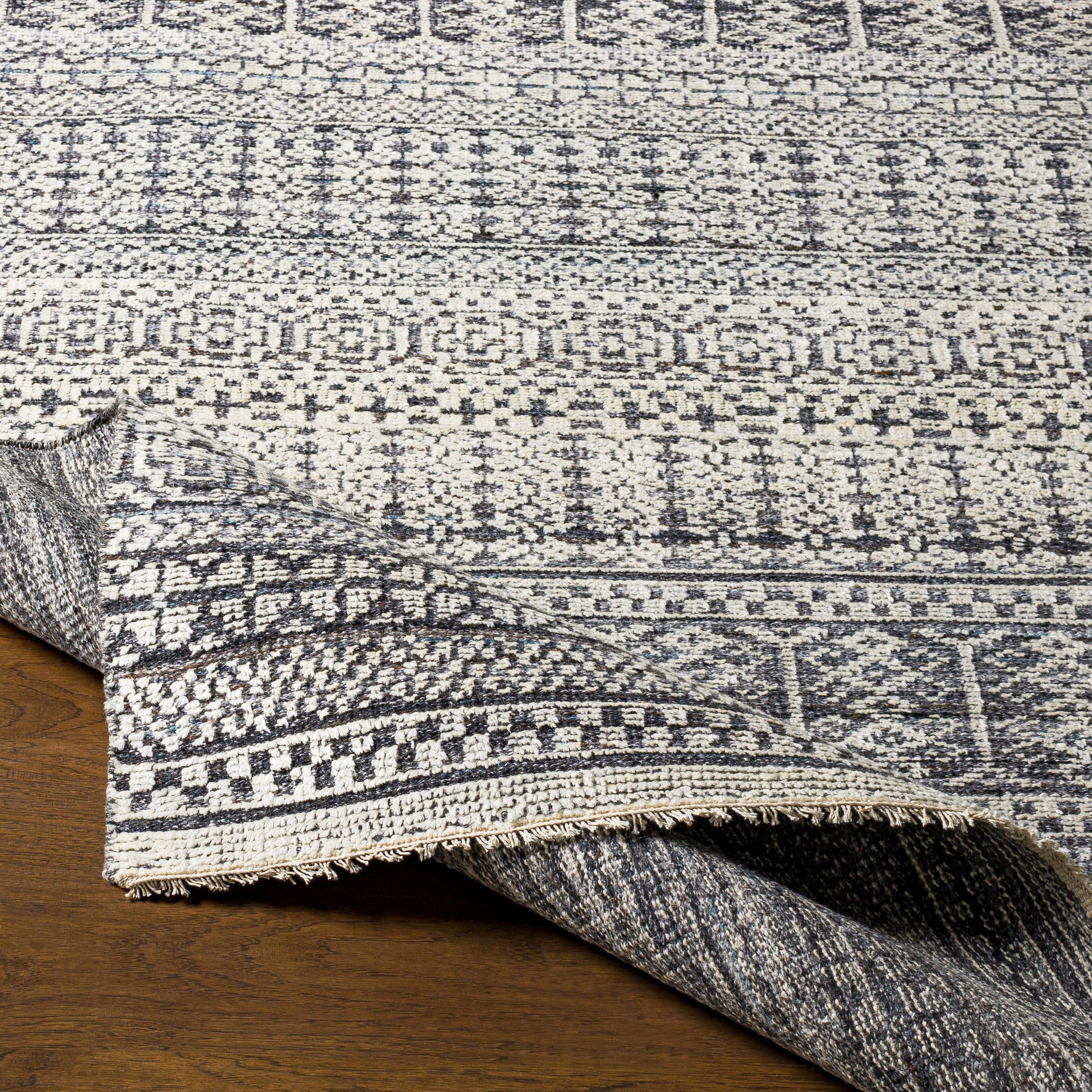 Nobility Rug - 25135 by Surya. Made from unique in a unique style.