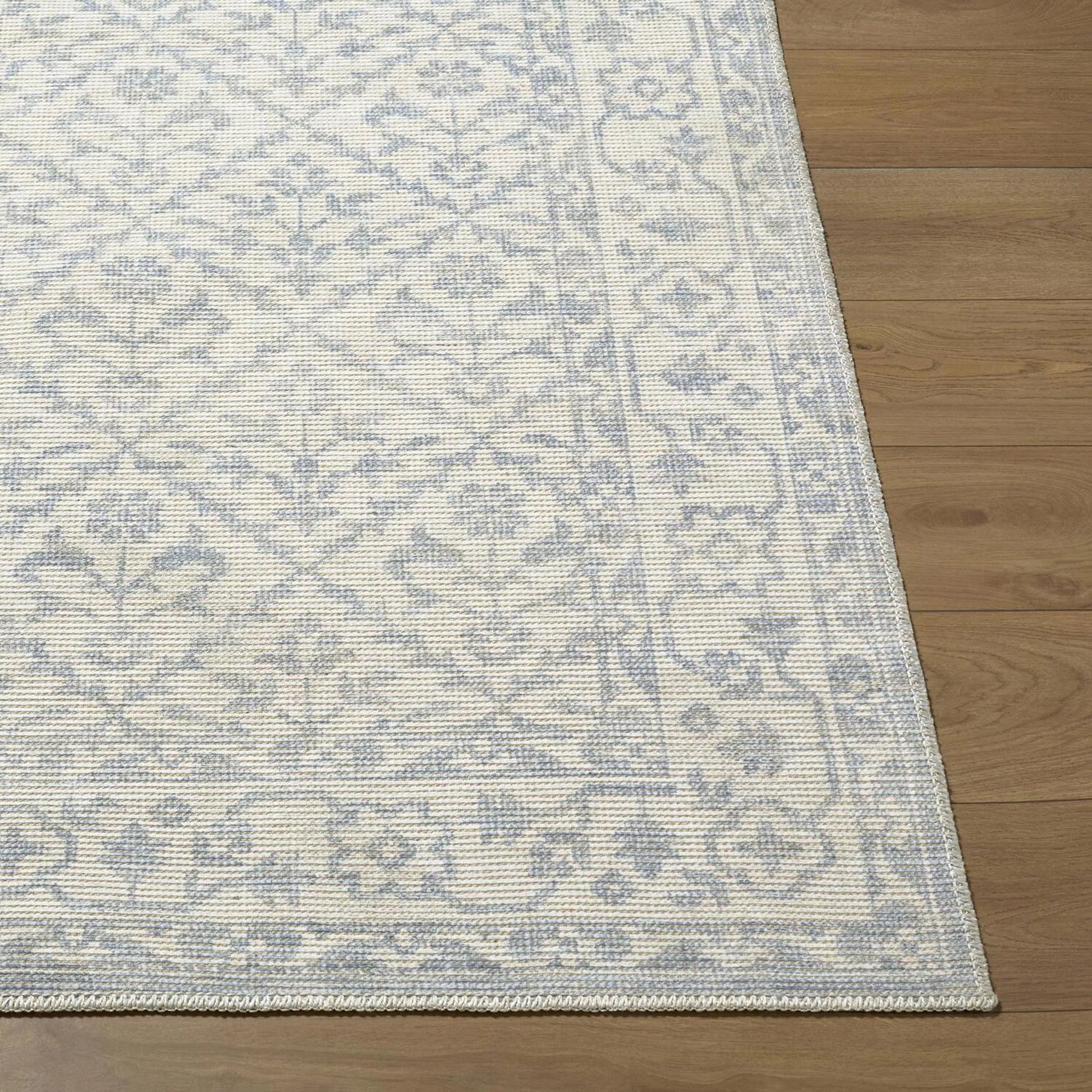 Maan NBMA-2300 Rug by Nabela Noor x Livabliss. Made from jute, polyester in a unique style.
