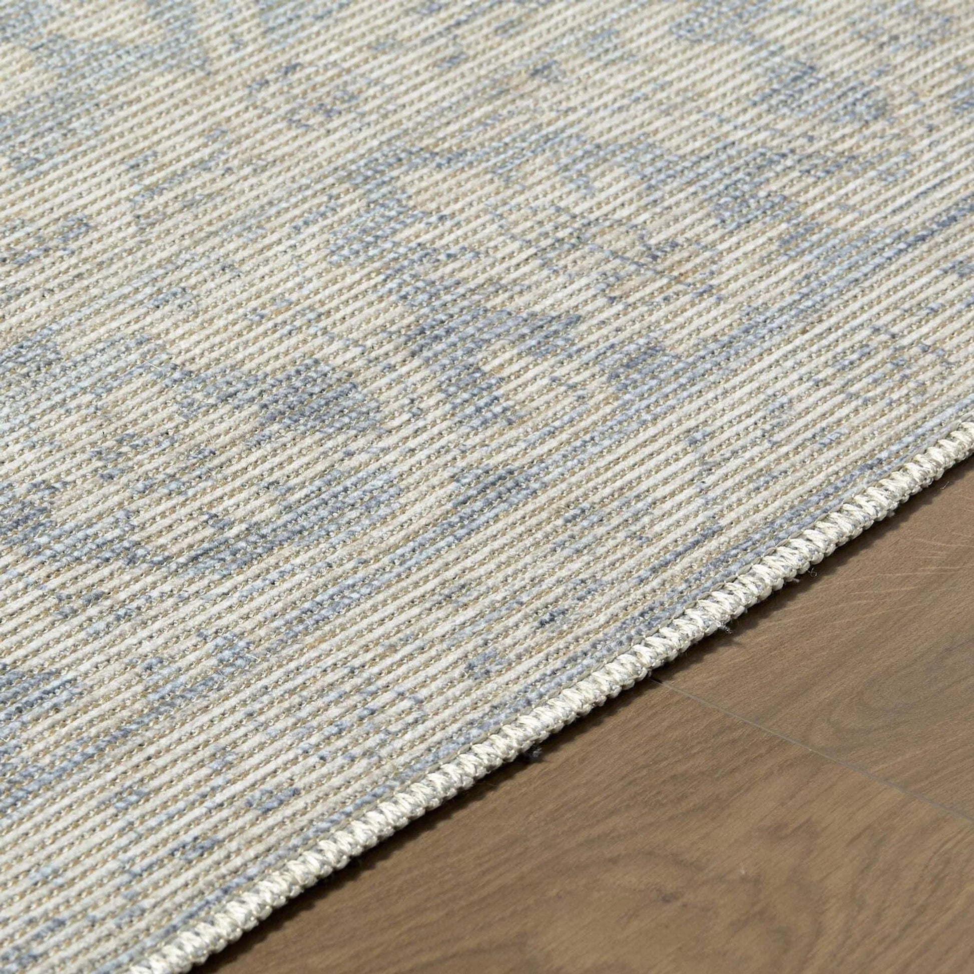 Maan NBMA-2303 Rug by Nabela Noor x Livabliss. Made from jute, polyester in a unique style.