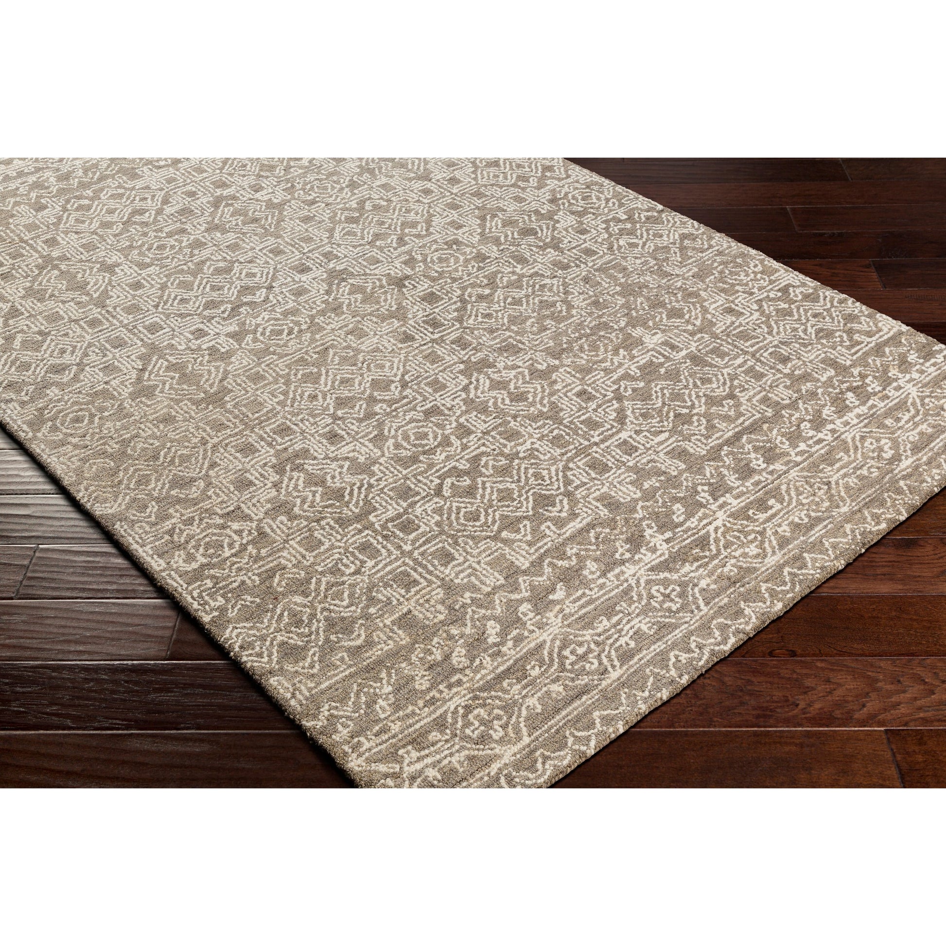 Newcastle Rug - 23669 by Livabliss. Made from 100% wool in a unique style.