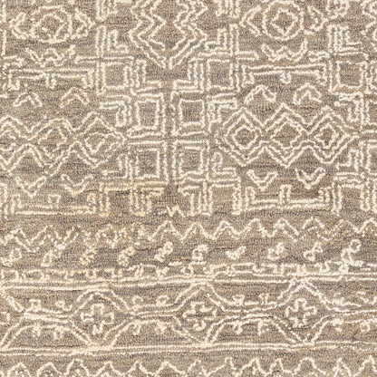 Newcastle Rug - 23669 by Livabliss. Made from 100% wool in a unique style.