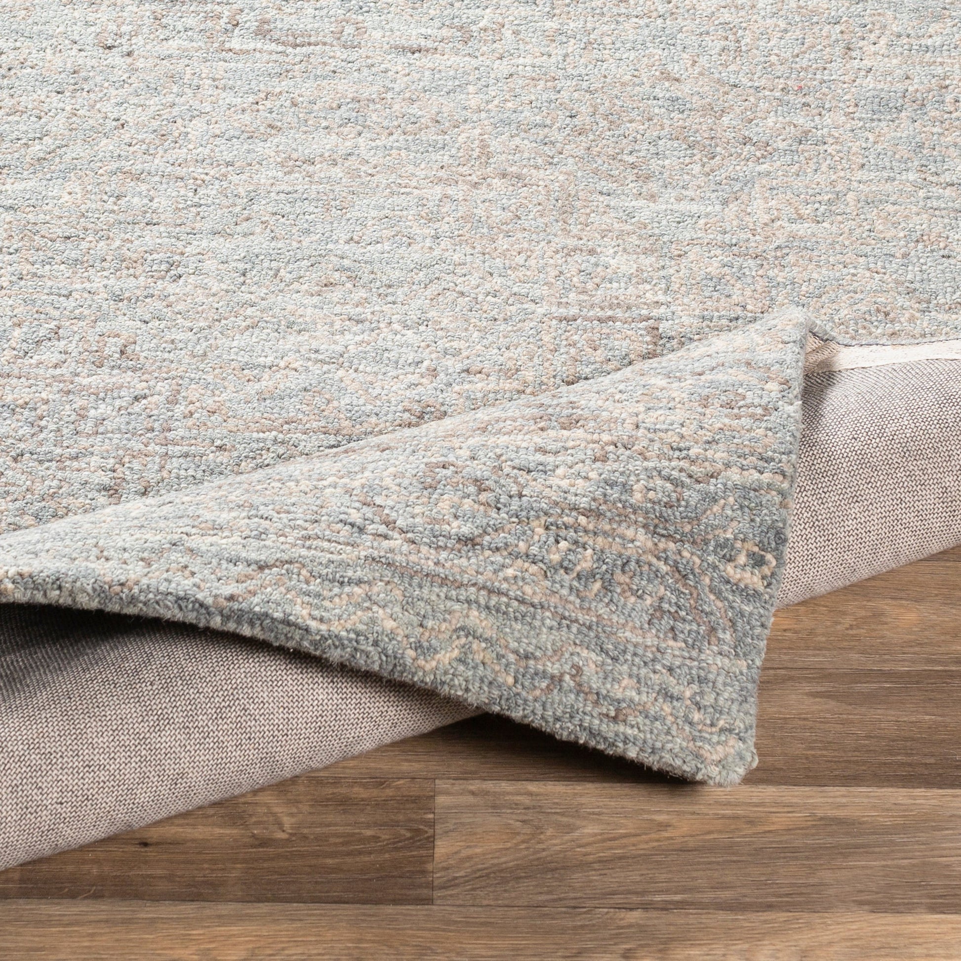 Newcastle Rug - 23669 by Livabliss. Made from 100% wool in a unique style.
