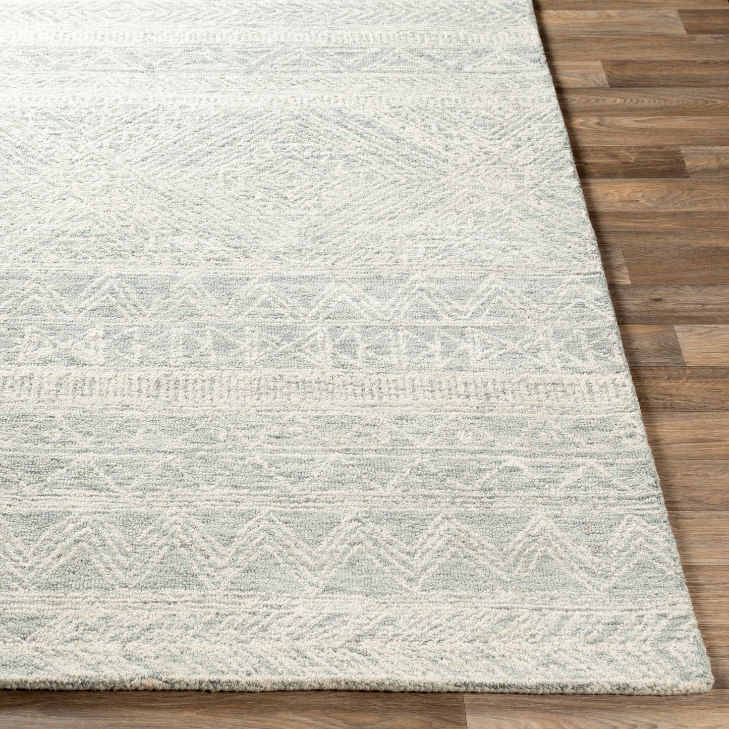 006 SR-755173,SR-755174,SR-755175,SR-755176,SR-755177 | Closeup | Newcastle Rug - 23670 by Livabliss in seafoam, sage, cream. Made from 100% wool in a unique style.