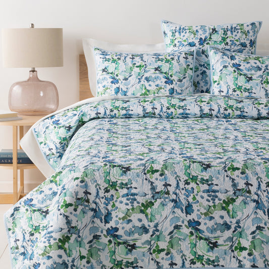 Naida - 24253 by Surya. Made from 100% cotton, 100% polyester, polyfill in a cottage & farmhouse style.