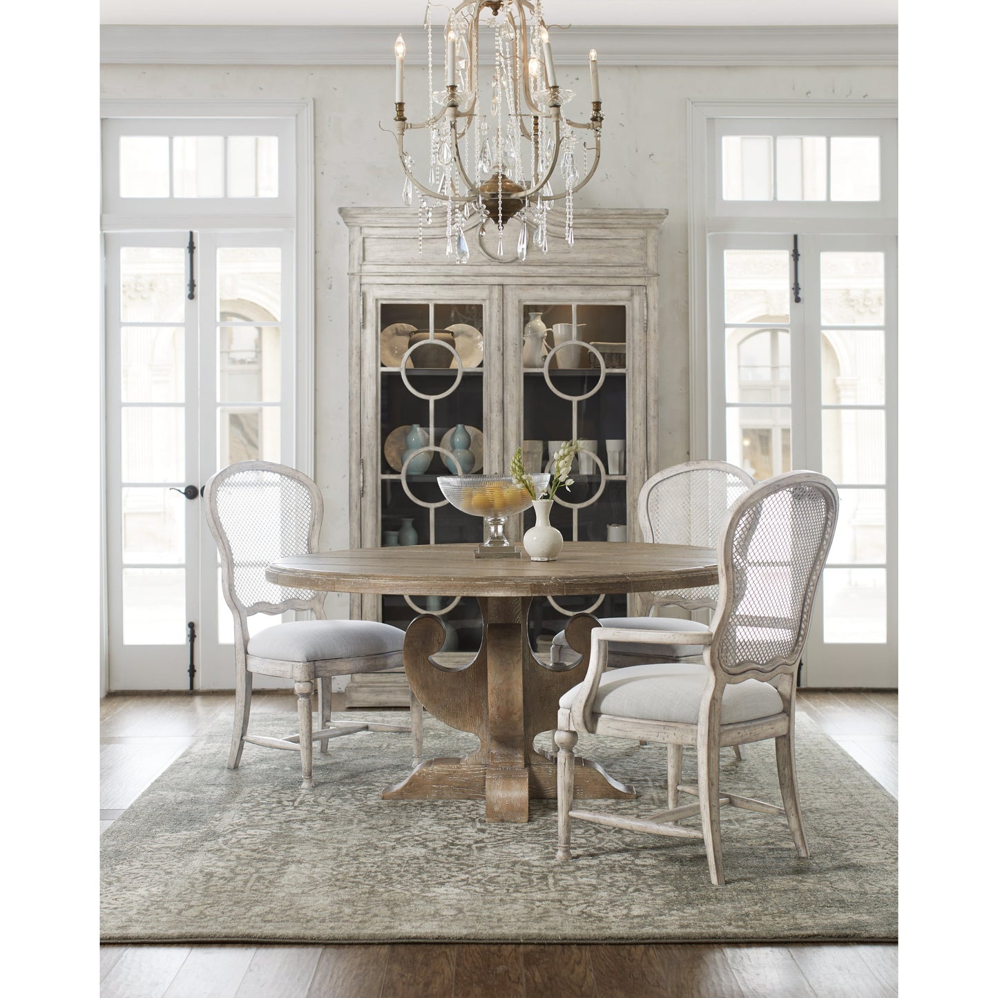 004 SI-1748438 | Lifestyle | Gaston Arm Chair (Set of 2) by Hooker Furniture in grey and mercantile white. Made from fabric, metal in a traditional style.