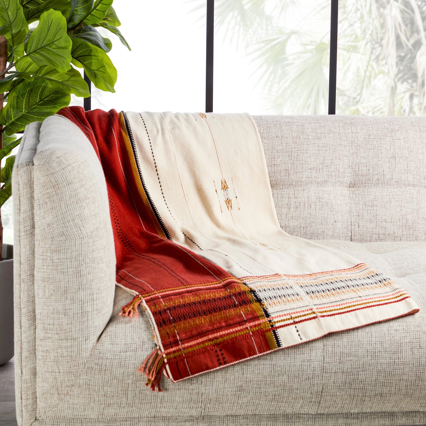 005 SI-2062396 | Lifestyle | Nagaland Throw NGD09 Throw by Jaipur Living in red, cream. Made from 100% cotton in a eclectic & global style.