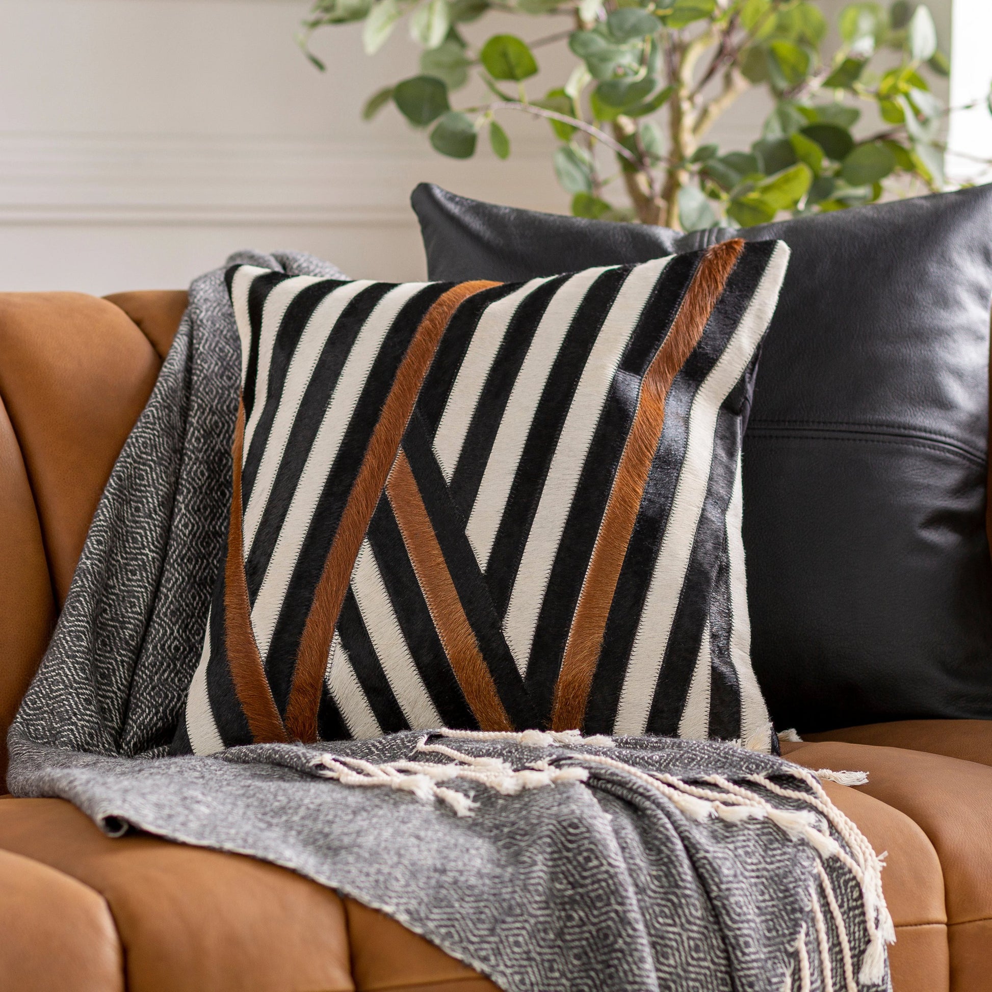 Nashville Pillow - 9805 by Surya in light silver, jet black, steel grey, brick. Made from front: 100% leather, back: 100% cotton in a modern style.