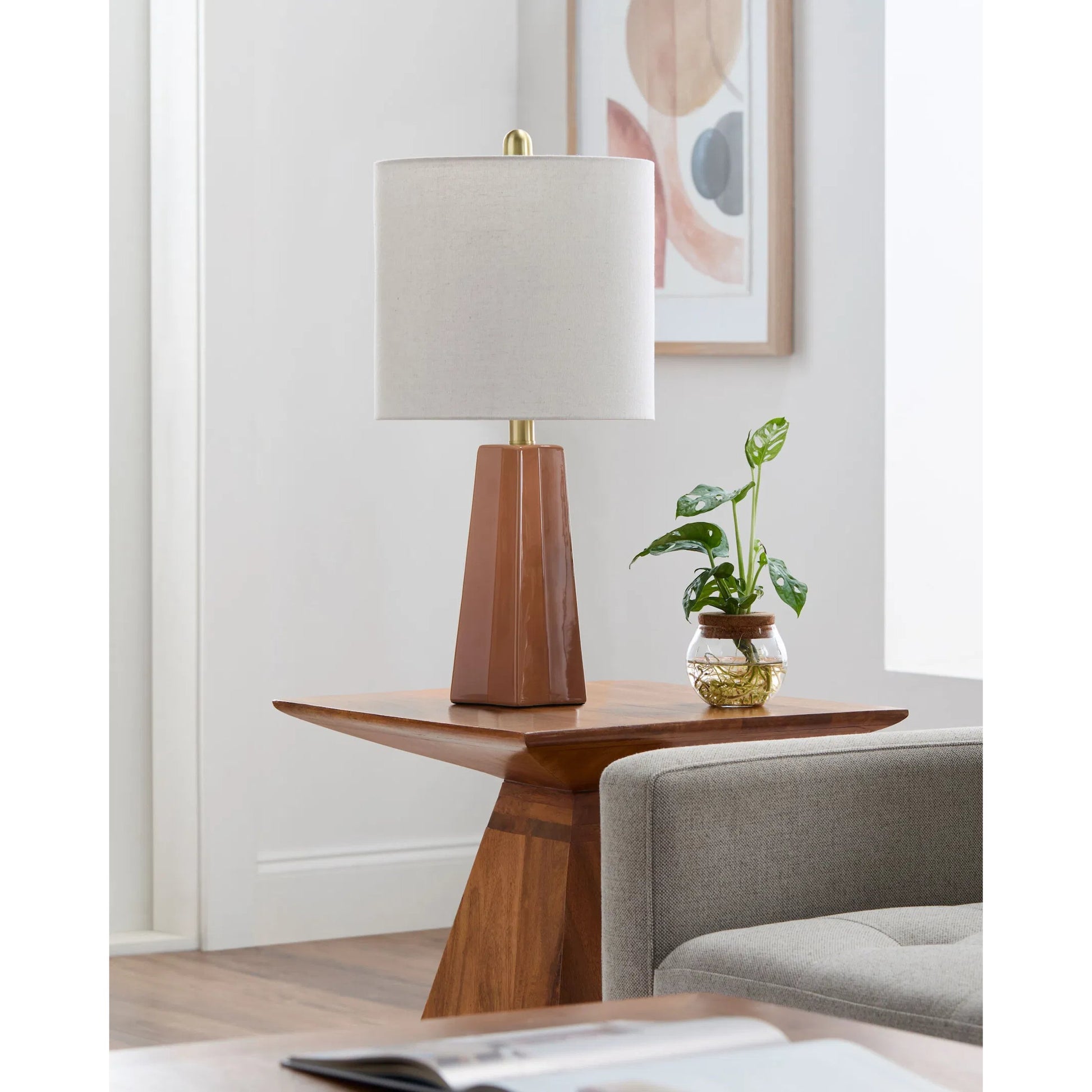 Stellan Accent Table Lamp by Livabliss. Made from ceramic, linen, polystyrene, iron in a modern style.