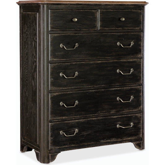 Americana Dresser by Hooker Furniture. Made from oak veneers with solid-wood edge top in a cottage & farmhouse style.