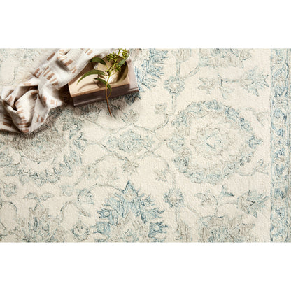 Norabel Ellie Rug by Loloi. Made from 100% wool in a transitional style.