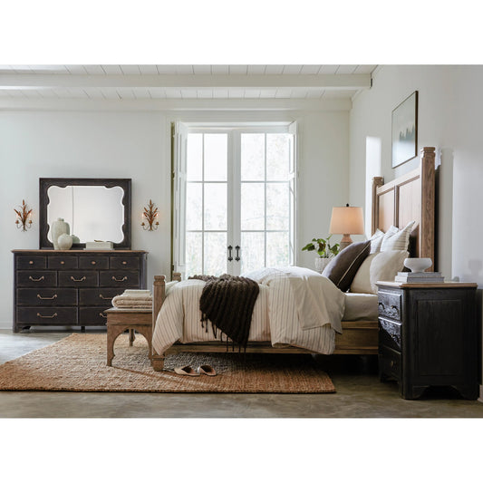 Americana King Panel Bed by Hooker Furniture. Made from oak veneers in a modern style.