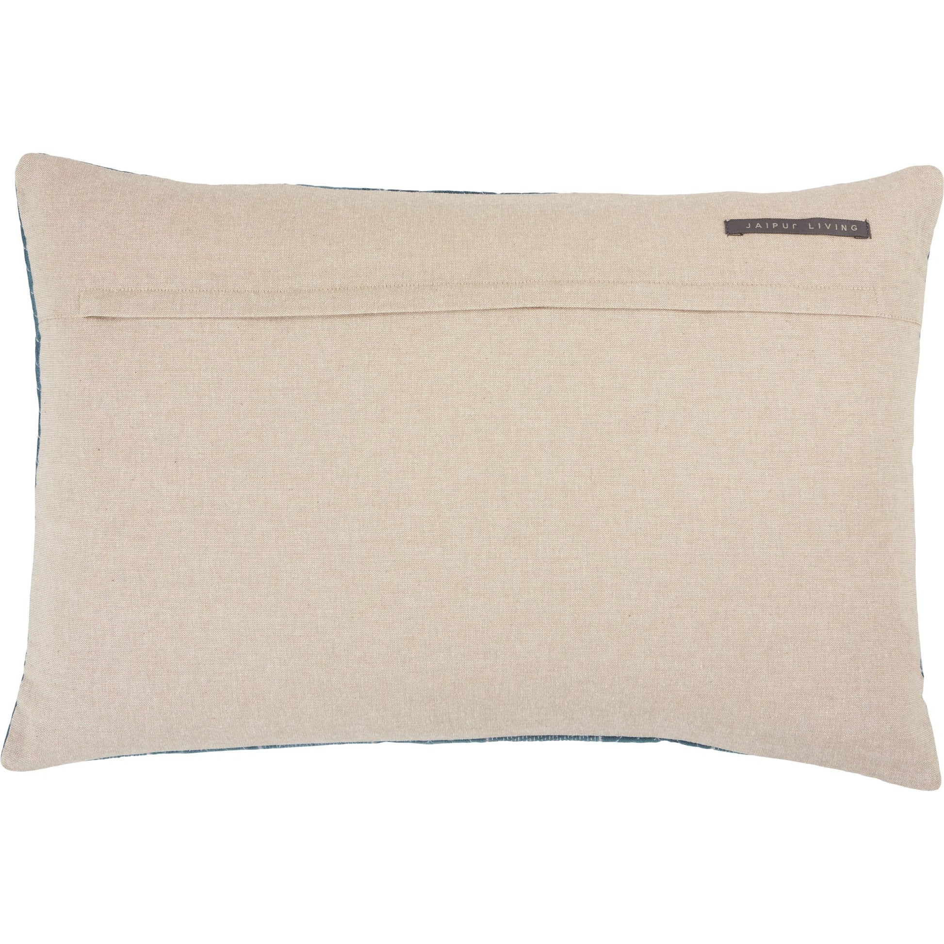 Nouveau NOU23 Pillow by Jaipur Living. Made from 100% cotton in a eclectic & global style.